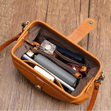 Load image into Gallery viewer, Handmade High Quality Doctor Bag Leather Wallet
