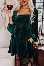 Load image into Gallery viewer, Green Tie Back Square Neck Velvet Babydoll Dress
