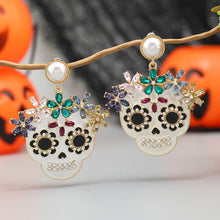 Load image into Gallery viewer, Halloween Creative Fashion New Alloy Inlaid Zircon Oil Drip Pumpkin Head Earrings
