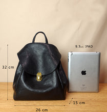 Load image into Gallery viewer, Simple Classic Vintage Leather Backpack
